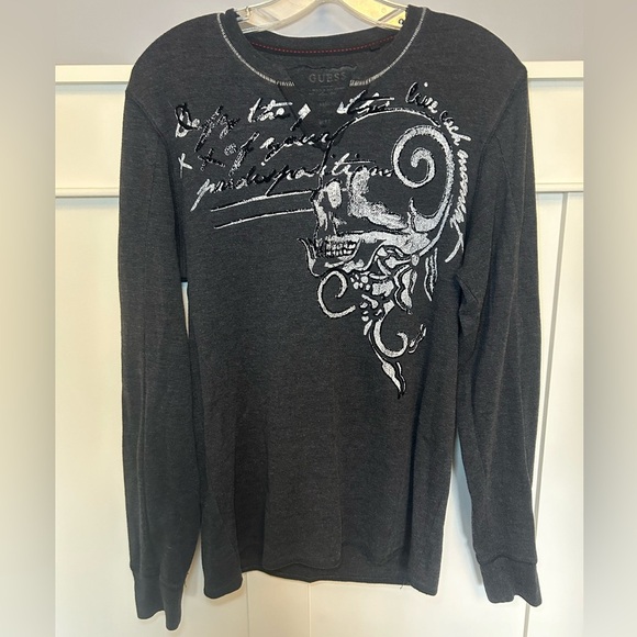 Vintage Guess "skull script" single stitch sweater - Picture 1 of 6